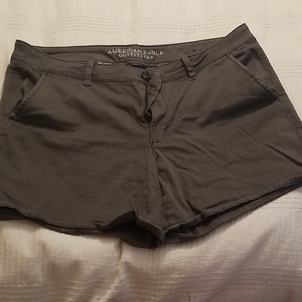 Midi twill AEO shorts